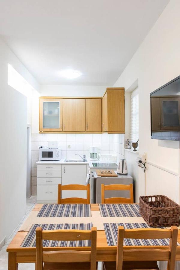 Anavyssos 1 Bedrm 4 Prs Flat 5Min Walk From Beach מראה חיצוני תמונה